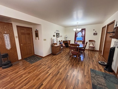 703 Bristol St, Worthington, MN 56187 - photo 5