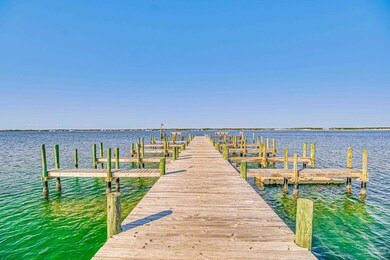 8522 Gulf Blvd unit 10, Navarre, FL 32566 - photo 7