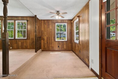 519 Oak Ln, Jacksonville, NC 28540 - photo 2