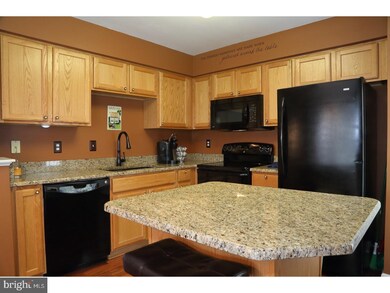182 Maple Ave unit 35, Coatesville, PA 19320 - photo 5