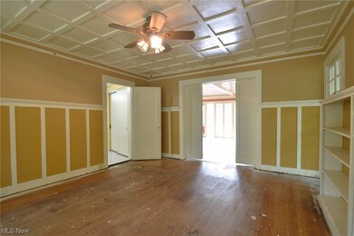 3269 Euclid Heights Blvd, Cleveland, OH 44118 - photo 7