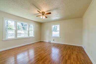 519NAndersonSt91619_0001