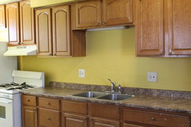 40 Elmdale St unit 1, West Springfield, MA 01089 - photo 4