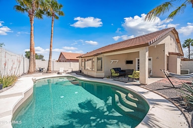 3228 E Sandy Way, Gilbert, AZ 85297 - photo 2