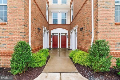 43021 Greggsville Chapel Terrace unit 104, Dulles, VA 20148 - photo 2