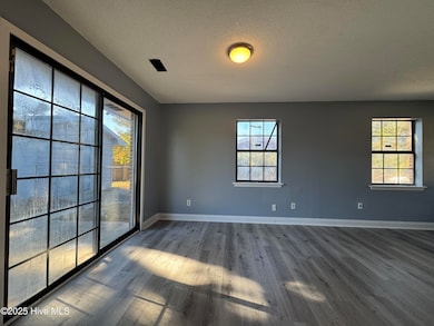 309 Cardiff Rd, Castle Hayne, NC 28429 - photo 7