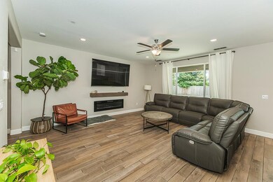 6881 E Harvard Ave, Fresno, CA 93727 - photo 4