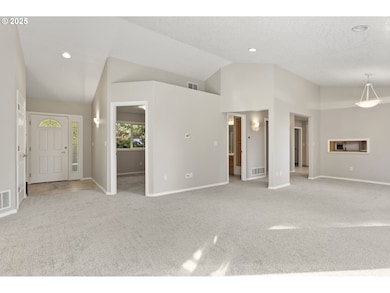 10235 SE 252nd Dr, Damascus, OR 97089 - photo 5