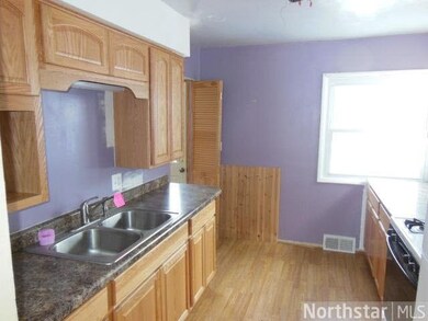 8705 Emerson Ave S, Bloomington, MN 55420 - photo 2