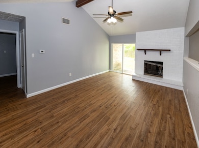 16710 Hibiscus Ln, Friendswood, TX 77546 - photo 3