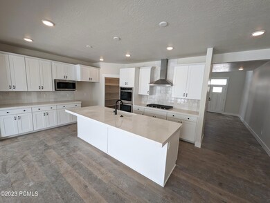 BS2 48 Kitchen