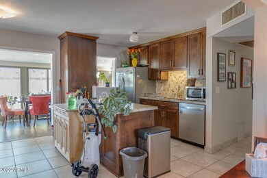 Open Kitchen