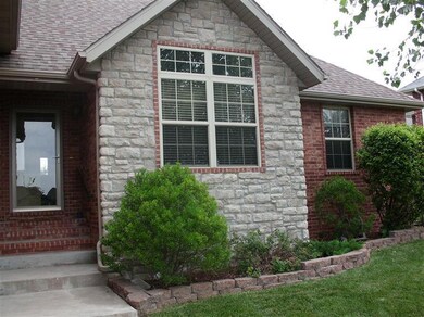 903 Welch St, Nixa, MO 65714 - photo 2