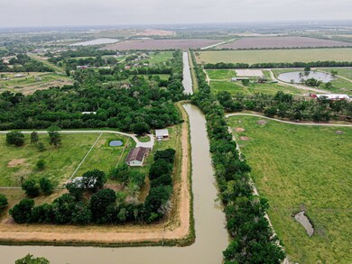 2044 Bunyard Rd, Alvin, TX 77511 - photo 3