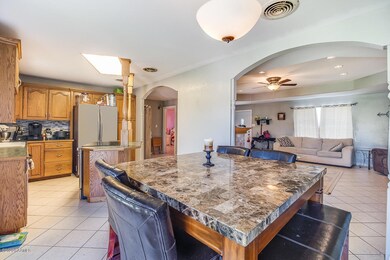 kitchen dining 2