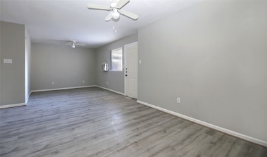 6910 Weston St unit 4, Houston, TX 77021 - photo 3