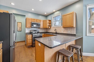 07_1277ChelsiePath_5_Kitchen_LowRes