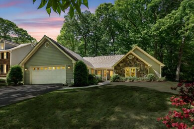1390 Barclay Dr