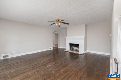 2001 W Main St, Waynesboro, VA 22980 - photo 3