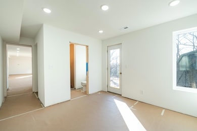Lower bedroom