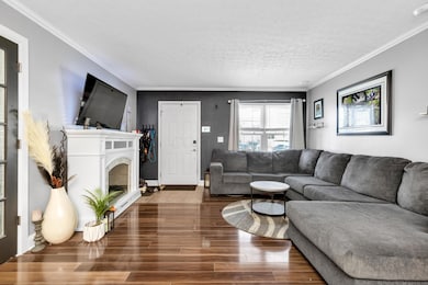 008-5488CedarSprings-Columbus-OH-43228-F