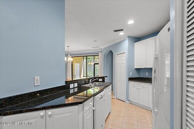07-Kitchen