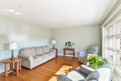 37 Pinette St, North Dartmouth, MA 02747 - photo 3