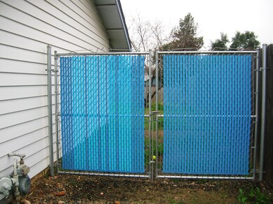 RV gate