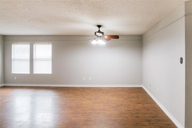 8505 Swan Park Dr, Denton, TX 76210 - photo 3