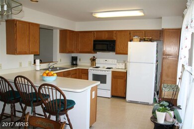 7061 Gresham Ct W, Frederick, MD 21703 - photo 6