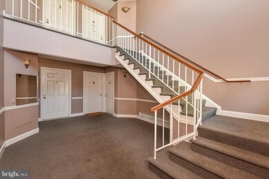 12895 Grays Pointe Rd unit A, Fairfax, VA 22033 - photo 3