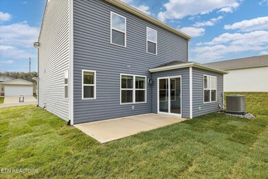 127 N Rolling Meadows Dr, Harriman, TN 37748 - photo 2