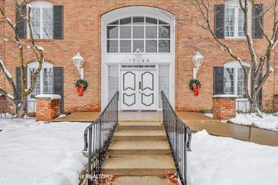 1740 Wellington Rd unit 110, Lansing, MI 48910 - photo 2