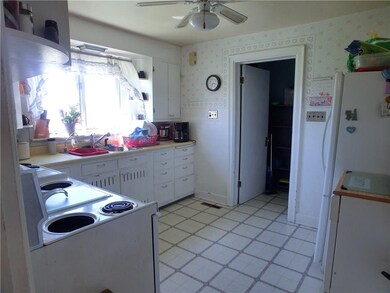 1626 N A St, Elwood, IN 46036 - photo 6