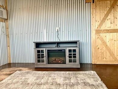 7627 Veal Station Rd, Azle, TX 76020 - photo 6