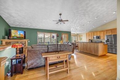 5191 Buttonbush Dr, Fitchburg, WI 53711 - photo 4