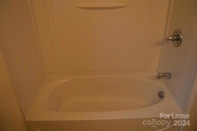 101 N Race St, Statesville, NC 28677 - photo 7