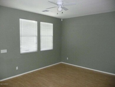 Entry/living room