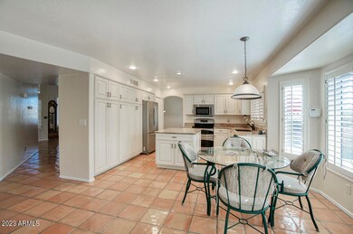 2227 E GRANITE VIEW DR