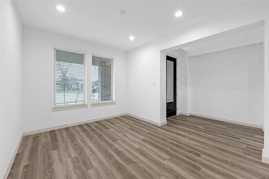 Need a dedicated workspace? Discover the Study/Home Office!