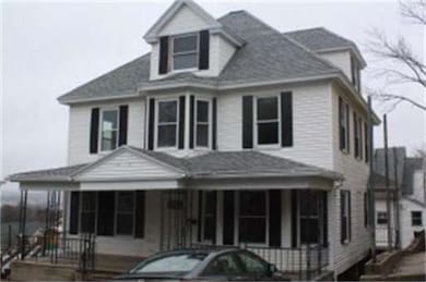 21 Orne St, Worcester, MA 01605 - photo 3