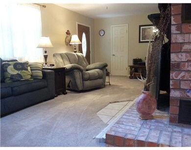 402 NW H St, Bentonville, AR 72712 - photo 3