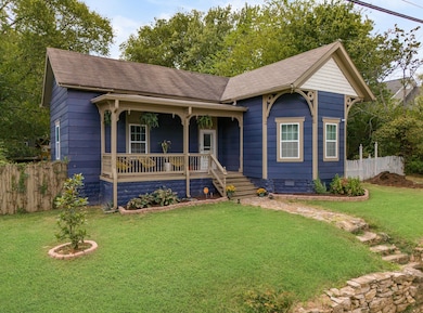 311 W 13th St, Columbia, TN 38401 - photo 2