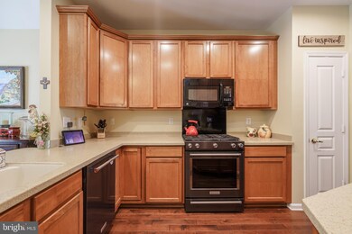 7263 Pebble Creek Dr, Elkridge, MD 21075 - photo 7