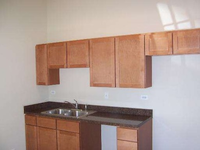 124 Pueblo Rd, Carpentersville, IL 60110 - photo 5