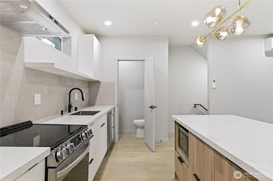 11831 59th Ave S unit B, Seattle, WA 98178 - photo 3