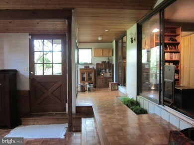 5414 Lightning View Rd, Columbia, MD 21045 - photo 4