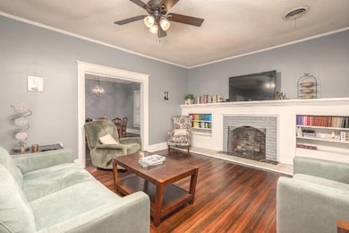 Living Room, View 2