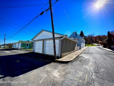 2139 Walnut St, Ashland, PA 17921 - photo 6