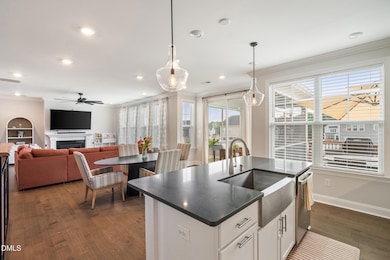 245 N Crest Dr, Chapel Hill, NC 27517 - photo 7